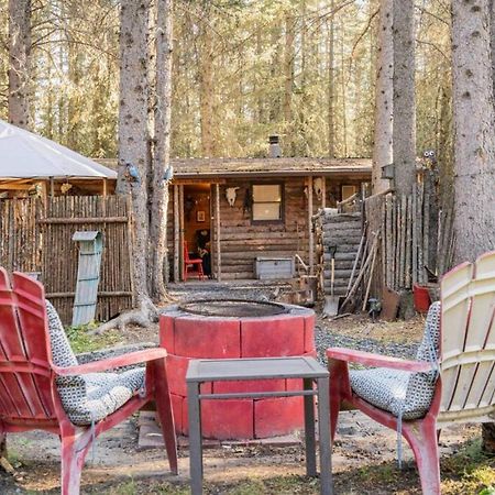Rustic Cozy Cabin With Hot Tub Bragg Creek Luaran gambar