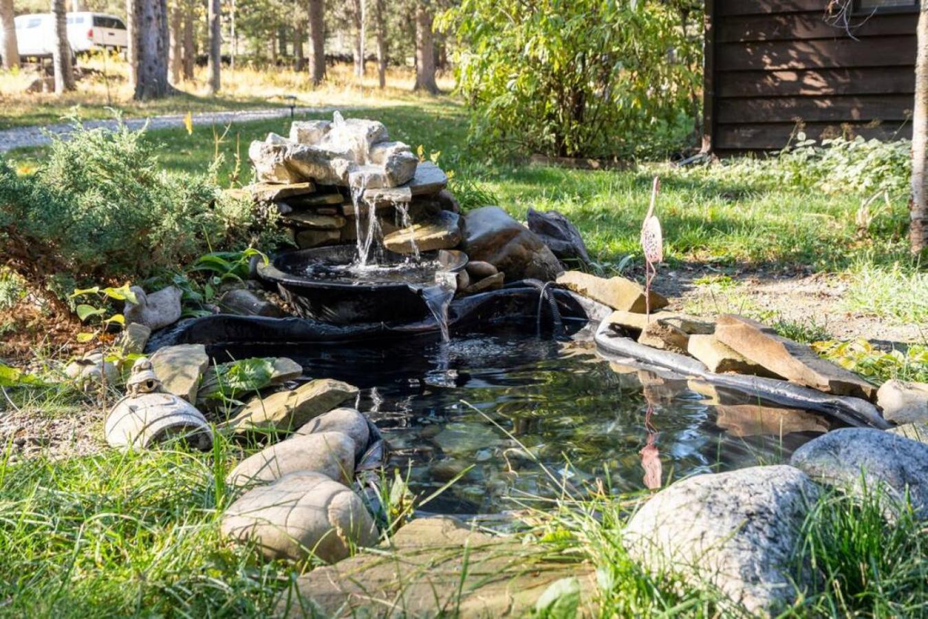 Rustic Cozy Cabin With Hot Tub Bragg Creek Luaran gambar